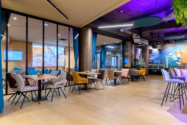 Wespa spaces lounge